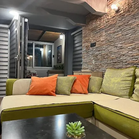 Nil Apartment
